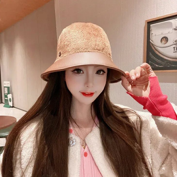 ベルベットツバ広ウール帽子 あったかカジュアル帽子 大人可愛いコーデ 大人カジュアル 大人コーデ 大人ガーリー 大人韓国コーデ アラサーコーデ アラサーファッション アラフォーコーデ アラフォーファッション シンプルコーデ ins
