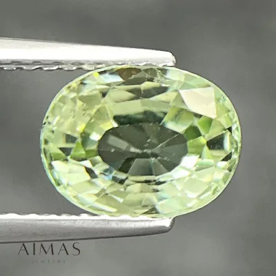 ミントガーネット 2.11ct ルース ◆ オーバル 楕円 ミントガーネットネットルース グロッシュラーガーネット ライムガーネット 蛍光性 2ctアップ 1月誕生石 裸石【ルース 送料無料】【製品へのオーダー加工承ります】RLG.MA