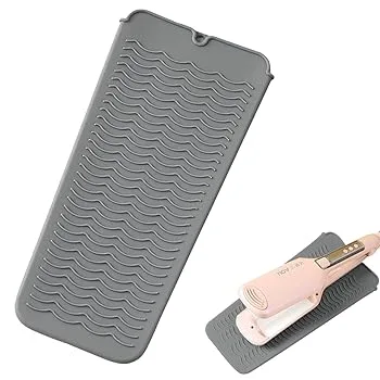【中古】【未使用】ヘアストレートナーシリコン断熱パッド - 旅行用保温パッド - パーマスタイリングツール火傷防止パッド、ヘアアイロン用ヘアアイロン耐熱パッド