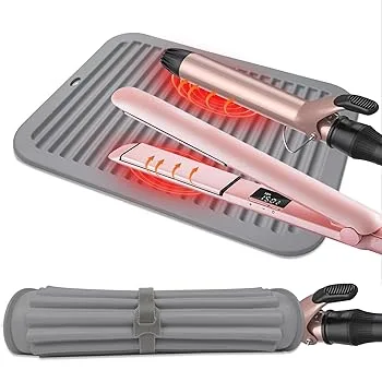 【中古】シリコン耐熱マット 大型 ヘアツール トラベルマット カーリングアイロン用 フラットアイロン ストレートヘア ヘアスタイリングツール プロフェ