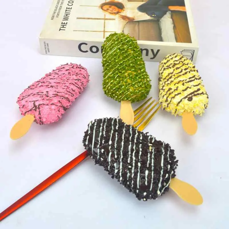 フェイクスイーツ アイスクリーム チョコクリームサンド 13cm ビッグサイズ 実物大 冷蔵庫マグネット 硬質フォーム かわいい 置物 子供向け プレゼント