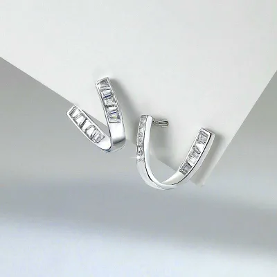 ピアス レディース S925 スターリングシルバー ツイストライン ジルコニア シンプル エレガント クール スタイリッシュ 個性的 オフィス カジュアル