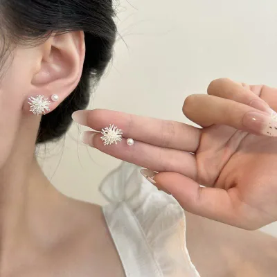 ピアス レディース 四点セット 金属アレルギー対応 樹脂キャッチ ジルコニア パール スタッドピアス 華奢 小ぶり シンプル 電気メッキ加工 上品 きれいめ オフィス 通勤 カジュアル