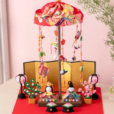 【早割!! 10%OFF★10/26 正午まで】雛人形 コンパクト モダン おしゃれ かわいい お雛様 ミニ サイズ ひな人形 吊るし飾り 親王飾り ちりめん 小さい 吊るし つるし雛 卓上輪飾りわらべ雛 ひな祭り 京都老舗 龍虎堂 リュウコドウ 人気 インテリア おすすめ つるし飾り