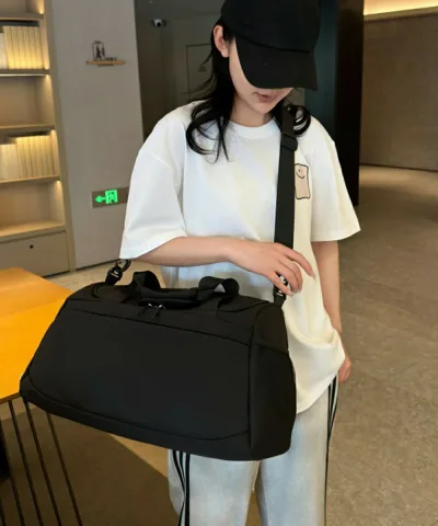 トラベルバック レディース 2WAY 旅行手提げバッグ 無地バッグ ハンドバッグ 収納バッグ 持ち運び 大容量 シンプル カジュアル お泊まり 99RRXB-001