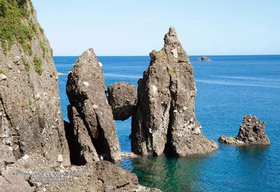 Jigsaw Puzzle Series Cities of Japan 123 Toyooka City, Hyogo Pref. "The rock that won't fall off" 300pcs (300-479)
