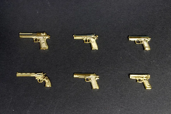 1/12 Realistic Weapon Series - Realistic Handgun (6 Types) Gold Coating ver. Plastic Model