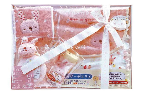 【日本製】 アナノカフェ Anano Cafe ベビーギフトセットC ピンク ラビット うさぎ 動物 マスコット スタイ タオル ソックス 赤ちゃん ベビー ギフト お祝い プレゼント 雑貨 グッズ かわいい