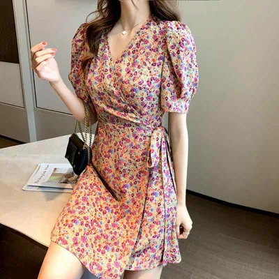 ワンピース レディース 半袖 Vネック 小花柄 ラップ風 フレア ナチュラル フェミニン ウエストマーク 着痩せ 春夏 デート お出かけ 休日 カジュアル きれいめ おしゃれ