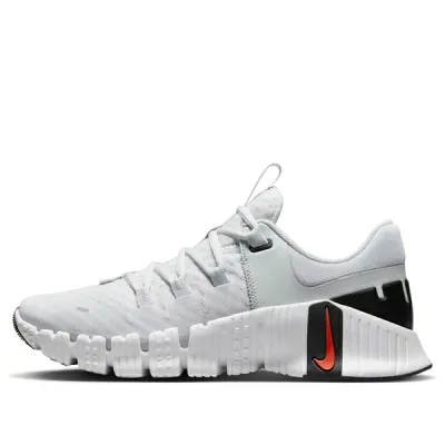 Nike ナイキ レディース スニーカー 【(WMNS) Nike Free Metcon 5 'Photon Dust Picante Red' DV3950-002】 サイズ US_W_10.5