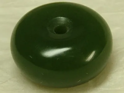 ■龍香堂■☆ミャンマー翡翠(ひすい)20×10mm管玉(v4)