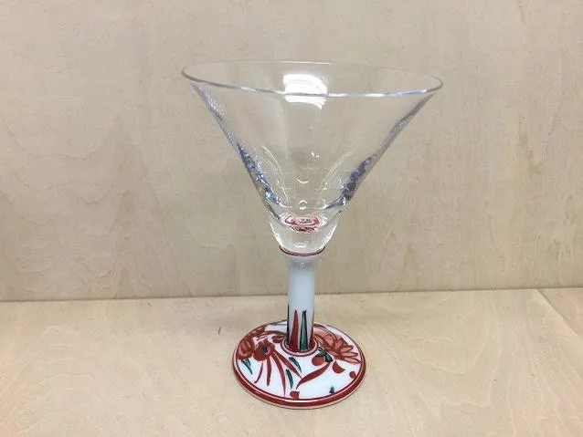 【専用化粧箱入】有田焼 福泉窯 ARITAカクテルグラス90cc赤絵錦剣先万歴【酒器 カクテルグラス ワイン 90cc 90ml 贈り物 喜ばれる 父の日 母の日 プレゼント 有田焼のおしゃれなグラス】【吟醸カクテルグラス.赤絵錦剣先万歴】【送料無料】