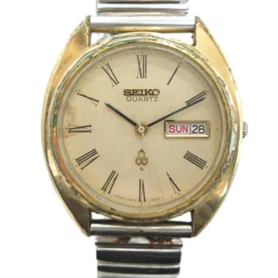 【中古】セイコー SEIKO 4803-8000 腕時計 クォーツ ヴィンテージ アンティーク ウォッチ デイデイト カレンダー付き ローマン ゴールドカラー 金色 ■GY18 /MQ メンズ 【ベクトル 古着】 261002