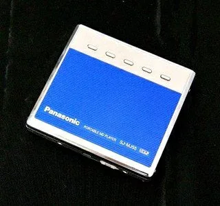 【中古】 Panasonic パナソニック SJ-MJ55-A ブルー ポータブルMDプレーヤー MDLP対応 (MD再生専用機/MDウォークマン)