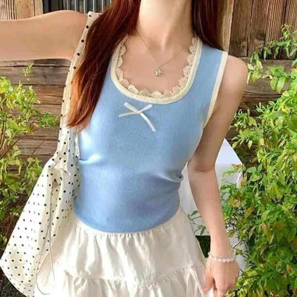 ニット キャミソール 女性用 春夏 修身 無袖 インナートップス レース 切り替え 花柄 甘め スクエアネック フィット 軽量 吸湿速乾 コットン混 ブラック ピンク系 アイボリー 普段使い カジュアル トップス インナー レイヤード