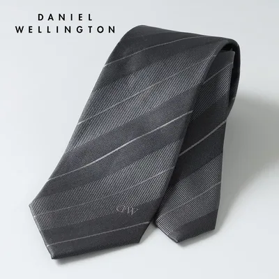 【 ネクタイ専門店 ビズモ 】 Daniel Wellington ダニエルウェリントン ネクタイ レギュラー ストライプ グレー シルク 100% メンズ ビジネス スーツ ワイシャツ 就活 転職 新社会人 冠婚葬祭 結婚式 ギフト プレゼント お祝い 誕生日 就職 入学 卒業