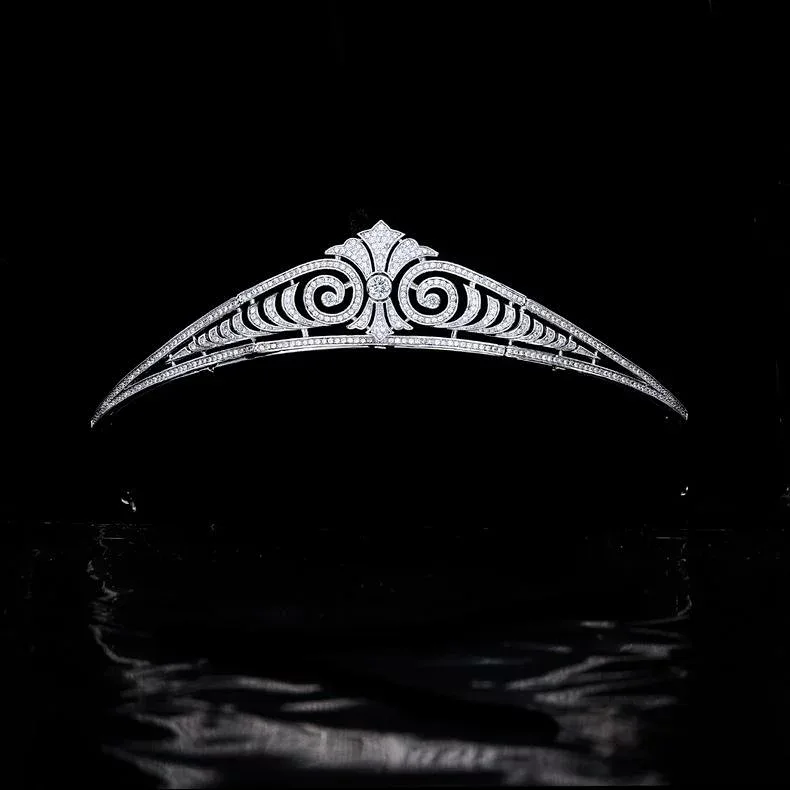 ヘッドドレス レディース レトロシンプル プリンセス クラウン 花嫁 結婚式 ジルコニア装飾 ウェディングドレス 発表会 披露宴 ブライダル 春夏 髪飾り