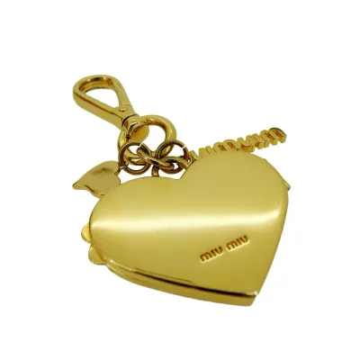 【秋のブランドBIG SALE★25%OFFクーポン】ミュウミュウ キーリング クロコダイル型押し OPALE レディース 中古 MIUMIU ブランド ハイブランド ヴィンテージ