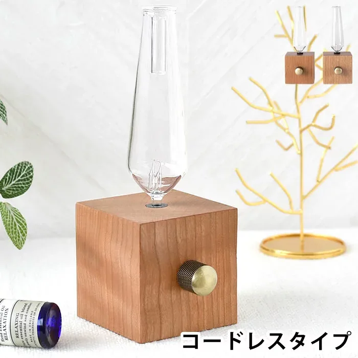 アロマディフューザー 水なし romo WOODEN AROMA DIFFUSER コードレス バッテリー内蔵 オイル 充電 拡散 北欧 ギフト ロモ 35畳 シンプル ネブライザー 木 ガラス 自然素材 おしゃれ プレゼント 真鍮