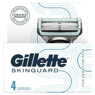 ジレット スキンガード 替刃 男性用カミソリ替刃 4個 Gillette SkinGuard Men's Razor Blades, 4 Blade Refills 【お取り寄せ商品】