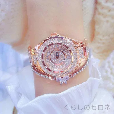 腕時計 レディース 高級感 星モチーフ デザイン 軽量 ユニーク ファッション アクセサリー 日常使い 通勤 コーディネート シンプル スタイリッシュ 女性向け ジュエリー風 輝き 繊細 モダン トレンド アイテム