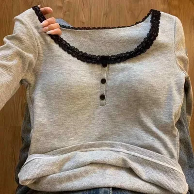 Tシャツ レディース 長袖 裏起毛 レース 肌着 ブラトップ付き トップス あったかインナー 保温性 ストレッチ 伸縮性 無地 シンプル 黒 白 灰色