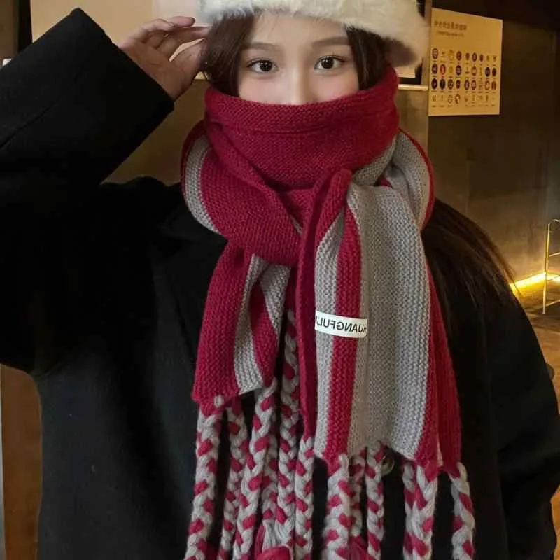 マフラー レディース 韓国風 レッド 秋冬 厚手 防寒 ストール 学生 クリスマス ギフト 格子柄 カップル 男女兼用 ニット フリンジ 赤 黒 青 茶
