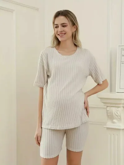 ルームウェア レディース 妊婦服 春夏 半袖 ショートパンツ 上下セット 坑条ニット リラックス 部屋着 マタニティウェア 普段使い 韓国 ポリエステル ホワイト