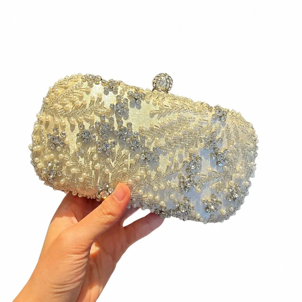 パーティーバッグ 結婚式 クラッチバッグ ラインストーン ビジュー パール 刺繍 華やか フォーマルバッグ レディース ハンドバッグ 二次会 披露宴 謝恩会 入学式 卒業式 お呼ばれ 演奏会 ドレス用