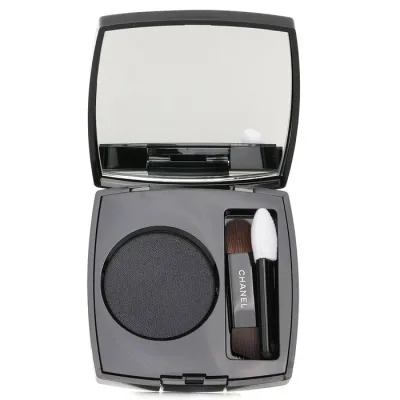 シャネル オンブル アンシエール No 246 Bois Noir Chanel Ombre Essentielle Multi Use Longwearing Eyeshadow No 246 Bois Noir 2.2g 送料無料 【楽天海外通販】