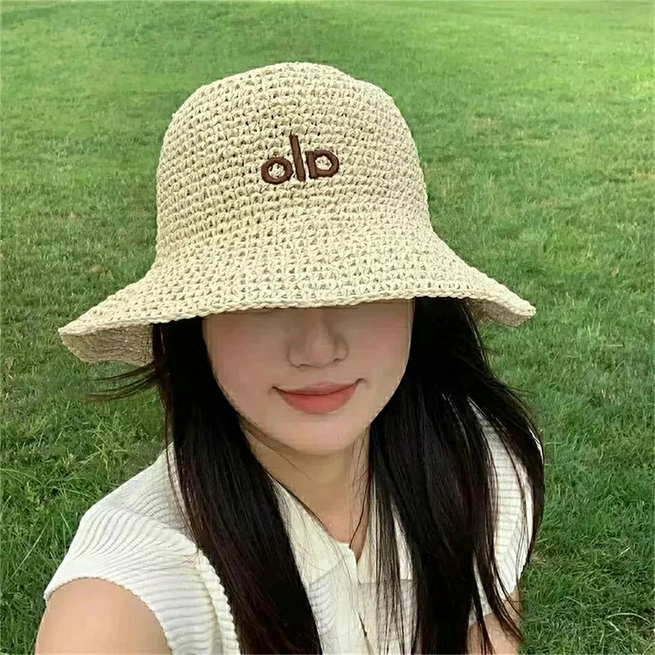 【ポイント5倍】★ ALO Yoga ★麦わらハット 帽子 レディース 麦わら帽子 ストローハット ペーパー 春夏 大きめ 遮光 夏 バケットハット 麦わら つば広 紫外線 日よけ 海 ビーチ 水着コーデ 大きい 旅行 あご紐 折りたため キャップ