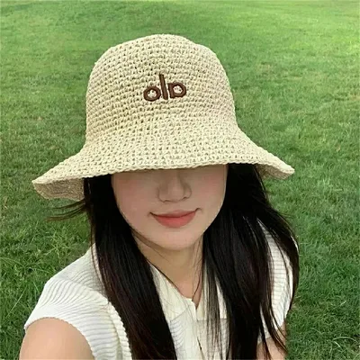 【ポイント5倍】★ ALO Yoga ★麦わらハット 帽子 レディース 麦わら帽子 ストローハット ペーパー 春夏 大きめ 遮光 夏 バケットハット 麦わら つば広 紫外線 日よけ 海 ビーチ 水着コーデ 大きい 旅行 あご紐 折りたため キャップ