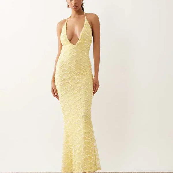 エイソス ASOS asos ASOS DESIGN レース スパンコール ホルターネック マキシドレス(バターミルク) ワンピース レディース 女性 インポートブランド 小さいサイズから大きいサイズまで