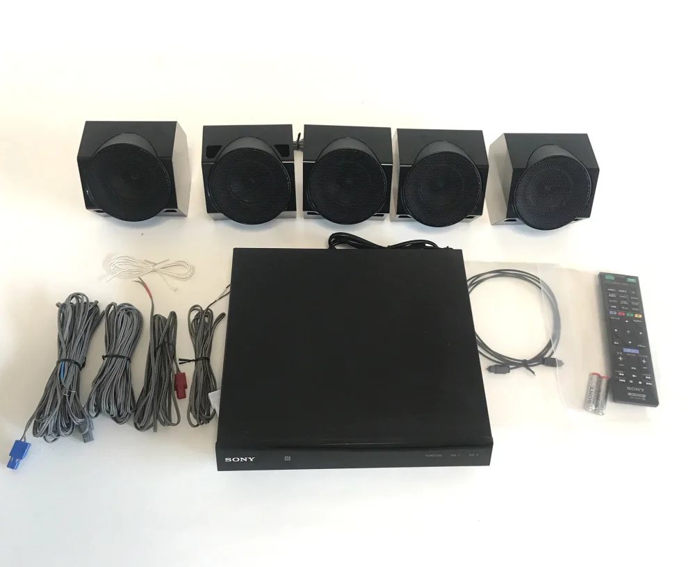 【中古】【非常に良い】ソニー ホームシアターシステム HT-IV300