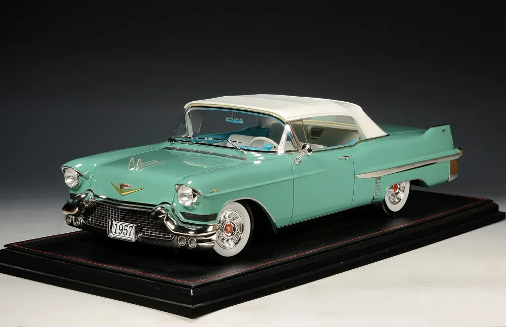 Stamp Models 1/18 ミニカー レジン プロポーションモデル 1957年モデル キャディラック CADILLAC - SERIES 62 CABRIOLET CLOSED 1957 ライトグリーン