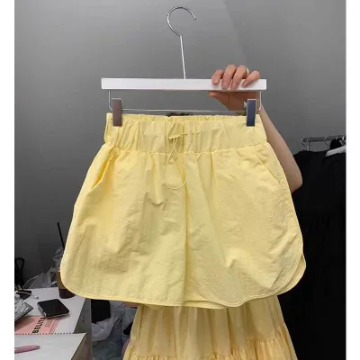 レディース 夏 ショートパンツ 韓国風 スポーツ ハーフパンツ ハイウエスト ワイドレッグ 薄手 ポリエステル 微弾性 紫色 ブラック イエロー 私服 御姐スタイル 通勤 普段使い 軽量 吸湿速乾 切り替えデザイン Aライン 涼しい