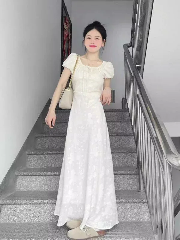 ワンピース 女性用 フレンチスタイル 優しい風合い 杏色 Aライン ロングスカート 夏 短袖 泡泡袖 ハイウエスト 収腰 スリムライン ジャカード織り 花柄 ポリエステル 接触冷感 清新 甘い 少女風 気質 優雅 デイリー 軽量 通勤 普段使い かわいい