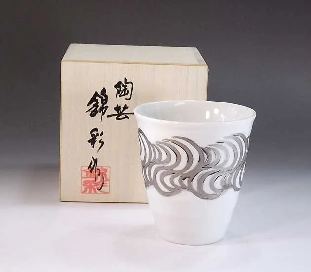 有田焼 白磁プラチナ彩波文様フリーカップ 陶芸作家 藤井錦彩 作