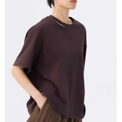 Tシャツ レディース 春夏 半袖 トップス カットソー プルオーバー クルーネック 丸首 刺繍 手刺繍風 配色 切り替え バイカラー ビッグシルエット ゆったり 大きいサイズ 体型カバー 着痩せ 細見え 普段使い 通学 通勤用 カジュアル ナチュ