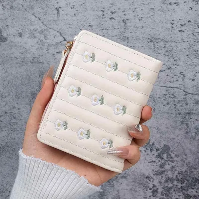 財布 レディース かわいい 刺繍 二つ折り シンプル 韓国 小銭入れ カードポーチ 普段使い コンパクト