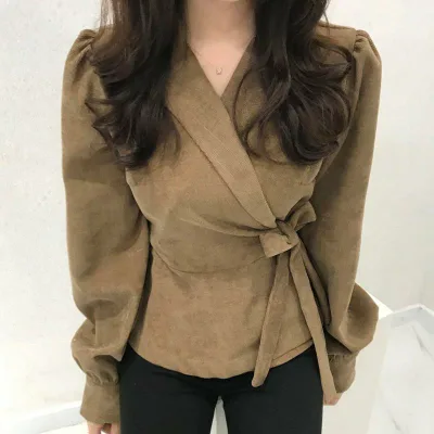ブラウス レディース 春秋 長袖 トップス シャツ パフスリーブ 襟付き ウエストマーク スタイルアップ 着痩せ ゆったり 大きいサイズ 体型カバー 体系カバー 細見え お腹周りカバー 二の腕カバー フレンチレトロ 無地 きれいめ 通勤用 普段使い オフ