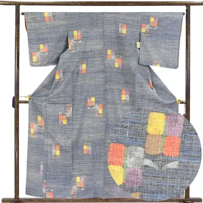 【中古】紬 リサイクル着物 身丈160cm 裄65cm 前幅24cm 後幅30cm 袖丈49cm 袖幅33cm レディース 袷 花柄 裄Mサイズ 秋冬春用 正絹(シルク)グレー 未使用品 リメイク リユース