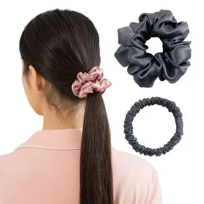 Yimuaya シルク シュシュ 2個セット ヘアゴム 跡がつかない 19匁のシル100% 幅1+3.5cm ヘアシュシュ 静電気防止 髪に優しい 高弾性 髪ゴム 大人 黒 ヘアアクセサリー おしゃれ