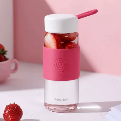 ウォーターボトル ガラス水筒 クリアボトル 400ml ピンク 防熱カバー ティーボトル ぼとる 直飲み 水分補給 漏れ防止 手提げ 漏れ防止 旅行 お洒落 便利 超軽量 洗い簡単 ファッション ギフ