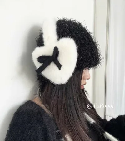 耳あて イヤーマフ ボア ハート リボン 秋冬 防寒 暖かい かわいい 厚手 折りたたみ ホワイト ピンク ブラウン