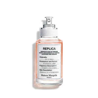 メゾン マルジェラ レプリカ オードトワレ オン ア デート 30ml シプレフルーティー フレグランス 香水 100 ml (Pack of 1)