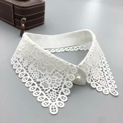 付け襟 刺繍 前開き パールボタン フェイクカラー ブラウス用 装飾アクセサリー 女性向け 軽量 細工