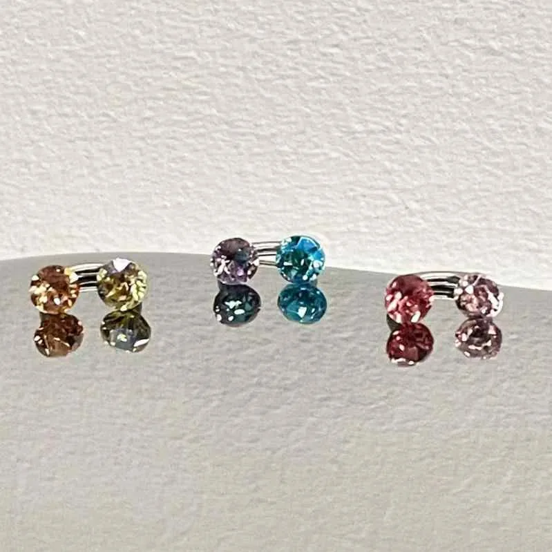 レディース ピアス U字 馬蹄 リング 耳骨 スタッド 小さめ 丸型 ジルコニア 甘め クール スパイシー 個性派 輝き 太め 杆 耳飾り アクセサリー