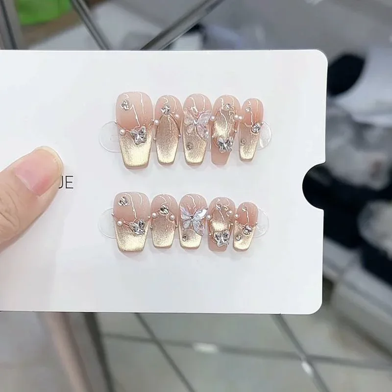 ネイルチップ レディース つけ爪 ジェルネイル ハンドメイド 付け爪 繰り返し使用可能 3D 立体 蝶々 デザイン エレガント 高級感 おしゃれ 上品 セルフネイル ネイルアート デコレーション パーティー 結婚式 デート お出かけ コスプレ イベント