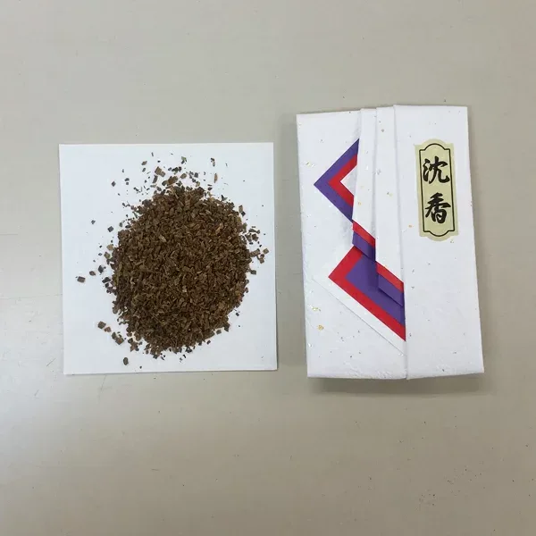 お香 沈香香木 「タニ沈香 (刻み)10gタトー紙入 越」